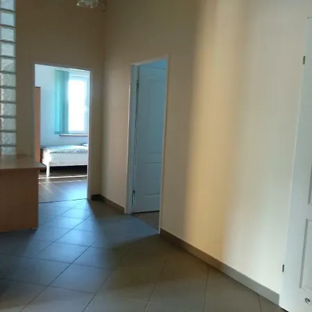 Apartman Mieszkanie Pracownicze - 3 Pokoje I Parking *